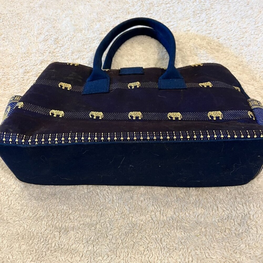 Elephant Purse - Picture 2 of 4